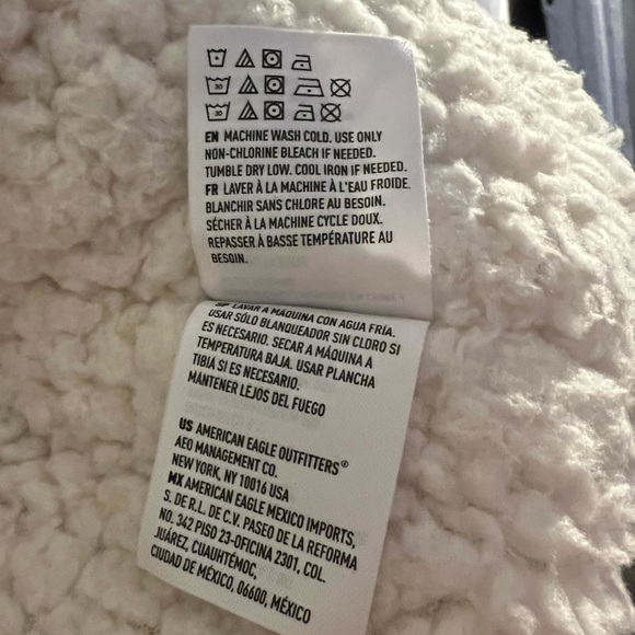 American Eagle Outfitters Olive Puffer Jacket - Picture 12 of 13